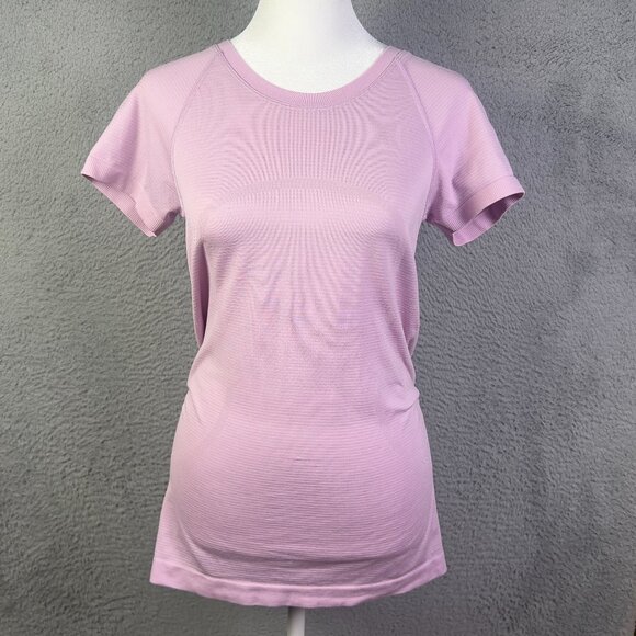 Lululemon Swiftly Tech Tee Shirt Womens 6 Violet Short Sleeve Athletic Gym Yoga - Picture 1 of 9